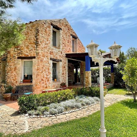 Casa Con Encanto ฟีเนสตรัต ภายนอก รูปภาพ